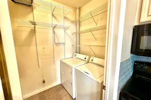 6265 Craughwell Ln, Dublin, OH 43017 - Photo 9