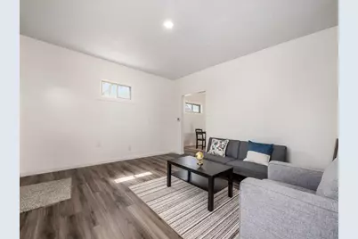 1889 S 4th Street, Columbus, OH 43207 - Photo 5