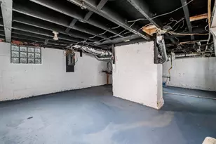 1889 S 4th St, Columbus, OH 43207 - Photo 25