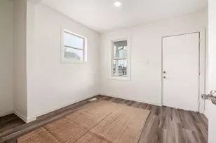 1889 S 4th St, Columbus, OH 43207 - Photo 15