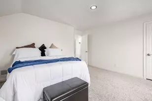 1889 S 4th St, Columbus, OH 43207 - Photo 19