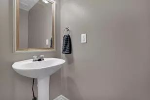 1417 Fahy Dr, Columbus, OH 43223 - Photo 21