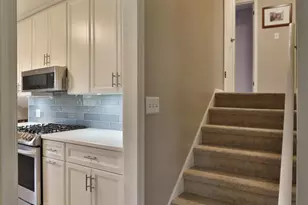 7044 Linworth Rd, Columbus, OH 43235 - Photo 19