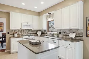 718 Westray Dr, Westerville, OH 43081 - Photo 13