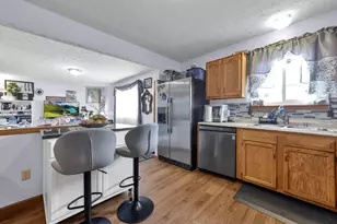 3624 High Creek Dr, Columbus, OH 43223 - Photo 11