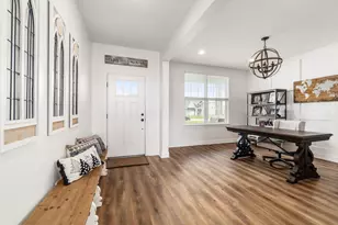 325 Silver Fox Way, Delaware, OH 43015 - Photo 3