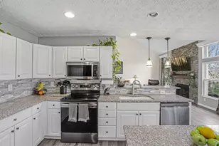 7707 Glenmore Dr, Powell, OH 43065 - Photo 13