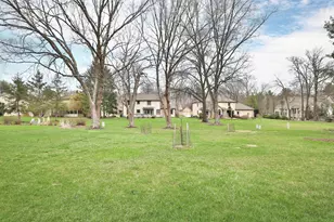 8240 Spruce Needle Ct, Columbus, OH 43235 - Photo 61