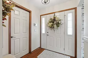 2236 Adner Ct, Upper Arlington, OH 43220 - Photo 9