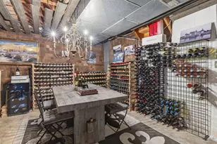 4027 Patricia Dr, Columbus, OH 43220 - Photo 93