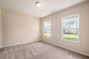 52 Genoa Cir, Commercial Point, OH 43116 - Photo 5