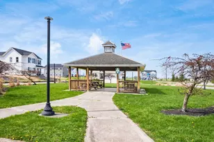 52 Genoa Cir, Commercial Point, OH 43116 - Photo 35