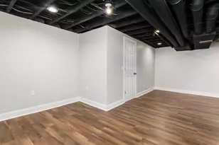 1725 E Cooke Rd, Columbus, OH 43224 - Photo 25