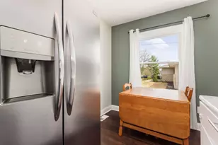 1725 E Cooke Rd, Columbus, OH 43224 - Photo 11