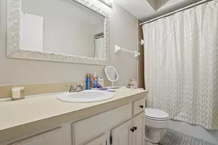 902-904 Bluffway Dr, Columbus, OH 43235 - Photo 27