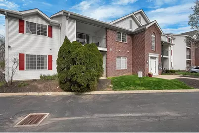 6220 Harbour Pointe #101, Columbus, OH 43231 - Photo 3