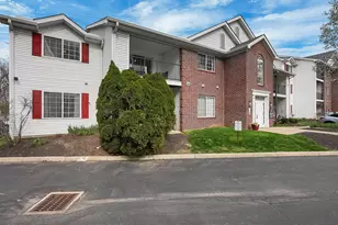 6220 Harbour Pointe, Columbus, OH 43231 - Photo 3