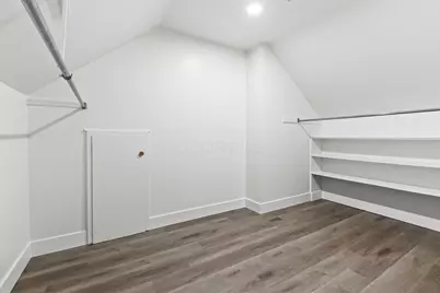 242 W New England Avenue, Columbus, OH 43085 - Photo 43