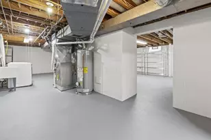 242 W New England Ave, Columbus, OH 43085 - Photo 49