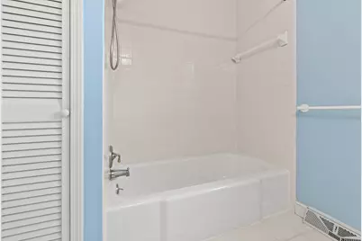 242 W New England Avenue, Columbus, OH 43085 - Photo 37