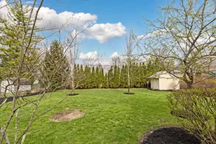 242 W New England Ave, Columbus, OH 43085 - Photo 59