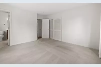 242 W New England Avenue, Columbus, OH 43085 - Photo 29