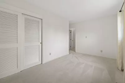 242 W New England Avenue, Columbus, OH 43085 - Photo 39