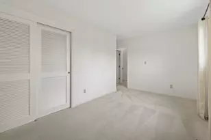 242 W New England Ave, Columbus, OH 43085 - Photo 39