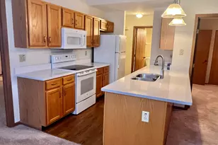 2465 Meadow Glade Dr, Hilliard, OH 43026 - Photo 5