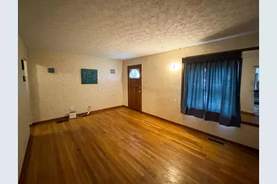 1097 Forest Drive, Columbus, OH 43223 - Photo 5