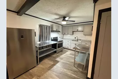 1097 Forest Drive, Columbus, OH 43223 - Photo 3