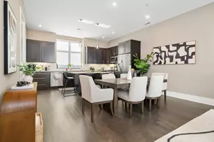 107 Aston Row Ln, Columbus, OH 43201 - Photo 5