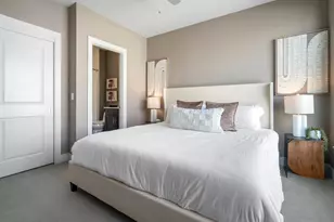 107 Aston Row Ln, Columbus, OH 43201 - Photo 19