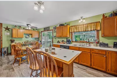 310 W Union Street, New Bloomington, OH 43341 - Photo 13