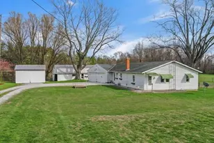 5079 Cincinnati Zanesville Rd NE, Lancaster, OH 43130 - Photo 1