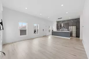 1102 Summit St, Columbus, OH 43201 - Photo 3