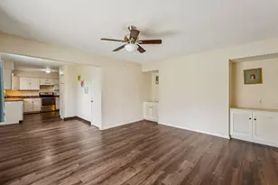 2775 Floribunda Dr, Columbus, OH 43209 - Photo 7