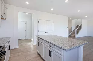 6334 Amarena Dr, Hilliard, OH 43026 - Photo 5