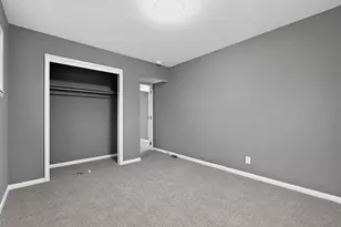 4232 Mayflower Blvd, Columbus, OH 43213 - Photo 13