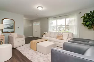 5092 Riverbirch Dr N, Columbus, OH 43229 - Photo 3