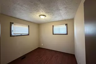 3464 Ontario St, Columbus, OH 43224 - Photo 9