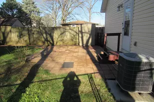 153 E Water St, Circleville, OH 43113 - Photo 15