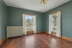 217 W Dayton St, Lewisburg, OH 45338 - Photo 5