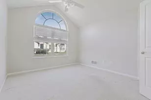 4304 Bridgeside Pl, New Albany, OH 43054 - Photo 9