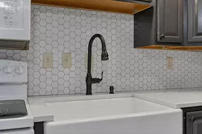 396 Lincolnshire Road, Columbus, OH 43230 - Photo 17