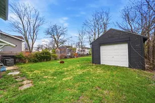 2378 Velma Ave, Columbus, OH 43211 - Photo 17