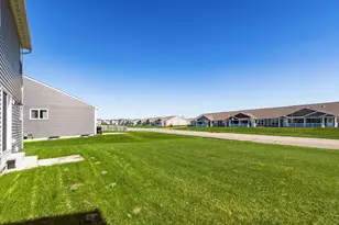 8154 Cherry Birch Dr, Tipp City, OH 45371 - Photo 33