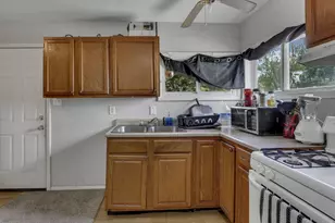 861 Derrer Rd, Columbus, OH 43204 - Photo 23