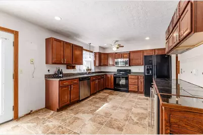 1328 Hilton Drive, Reynoldsburg, OH 43068 - Photo 11