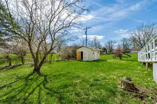 1328 Hilton Dr, Reynoldsburg, OH 43068 - Photo 37